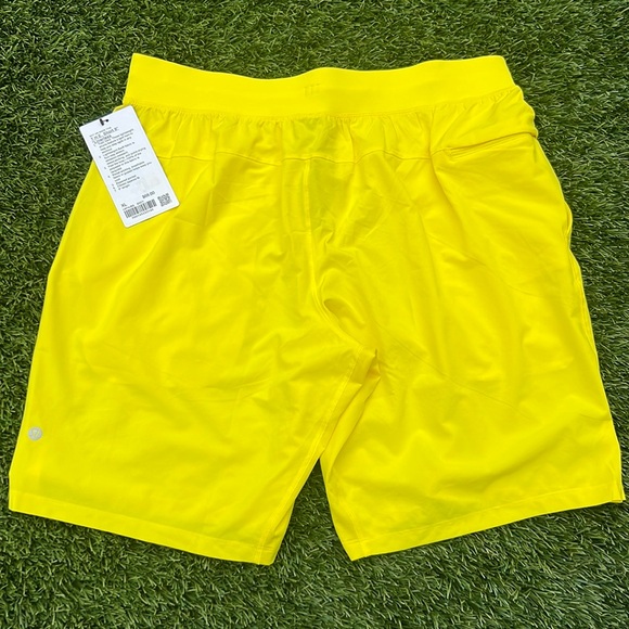 NWT Lululemon T.H.E. Short Linerless 9” - Picture 7 of 9